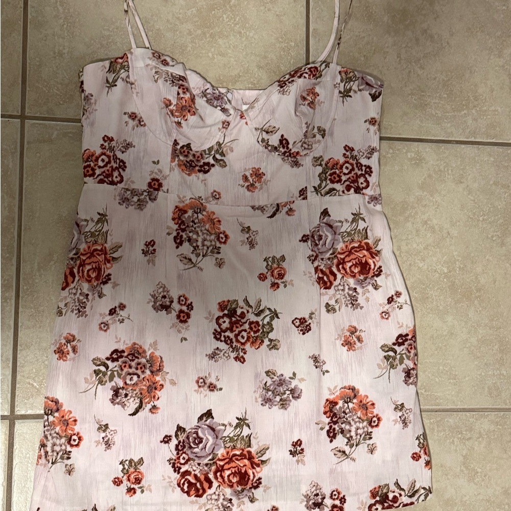 NEW Floral Short Dress
